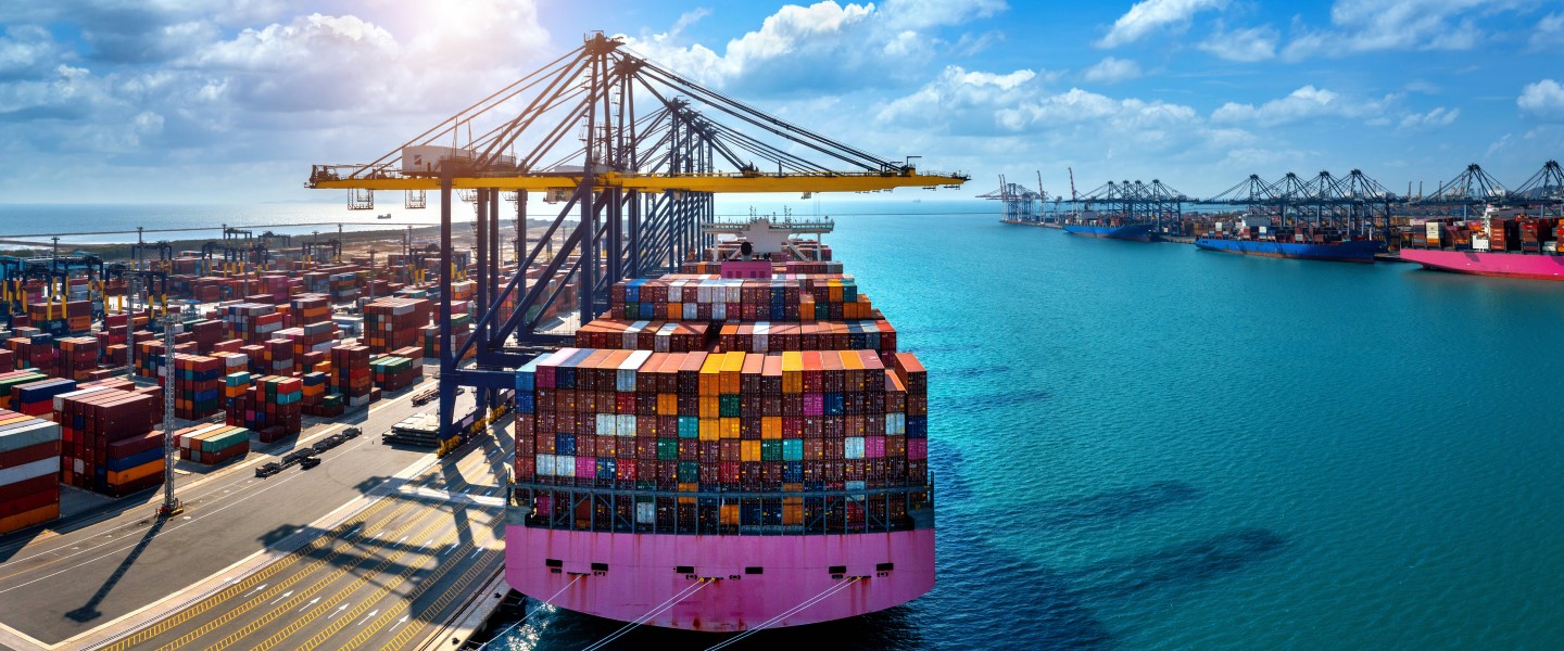 80% doanh nghiệp Việt Nam chủ động ứng phó với tác động từ thuế quan của Hoa Kỳ: Nghiên cứu Triển vọng Doanh nghiệp năm 2025 của UOB