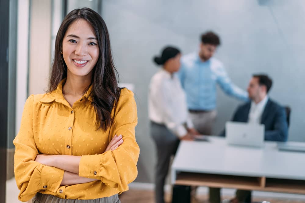 How Should Businesses Hedge Against Exchange Rate Fluctuations