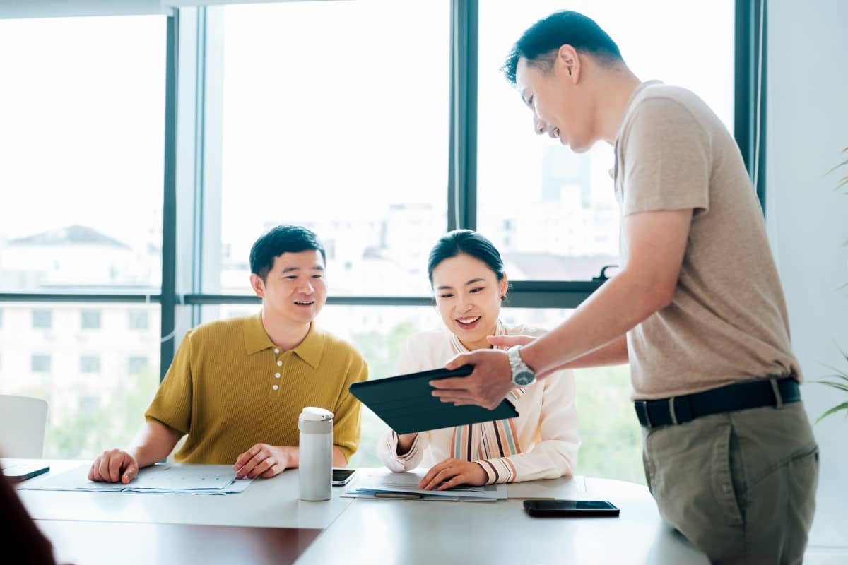 Tips for parents to build a strong financial plan for their children