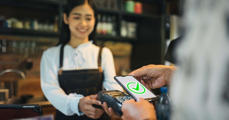 Chuyển đổi giao dịch chi tiêu của bạn thành khoản trả góp Miễn phí* dễ dàng tại các đối tác liên kết