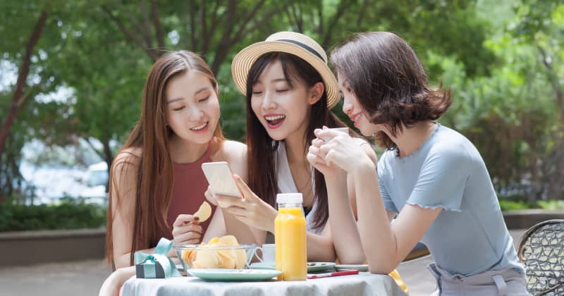 Member-get-member -  Enjoy gifts worth up to VND 1,300,000